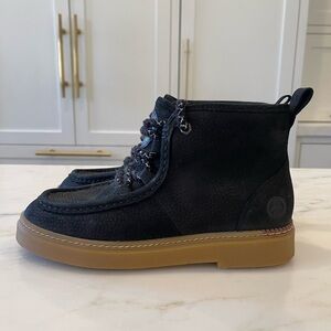 Cole Haan Lace-Up Bootie, "Summit Chukka", Size 7, Waterproof